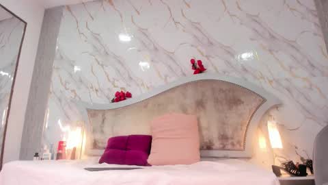 sara online show from October 12, 9:55 am