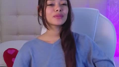 Snapshot of sara_sharma chatting on October 6, 4:07 am sara online show from October 6, 4:07 am