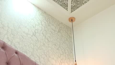 Sara  online show from March 12, 8:33 pm