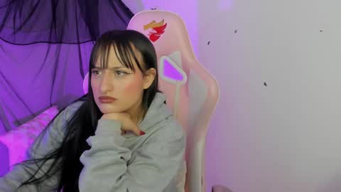 Sarah Ramirez online show from February 27, 9:58 pm