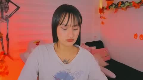 Sarah Ramirez online show from October 16, 3:42 am