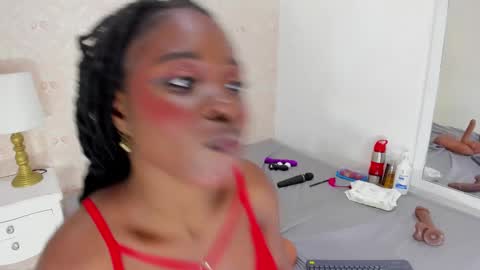 Snapshot of saraacollinss chatting on February 13, 9:06 pm saraacollinss online show from February 13, 9:06 pm