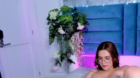 Sara Alvarezx online show from June 29, 10:15 am