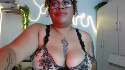 sarabbw173 online show from March 12, 10:23 pm