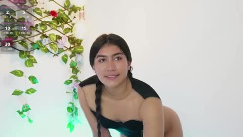 Snapshot of sarabow chatting on September 29, 6:02 pm Sara online show from September 29, 6:02 pm