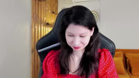 SaraDenars online show from January 14, 5:45 am