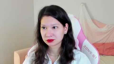 SaraDenars online show from November 18, 5:30 am