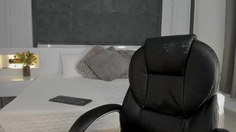  Sara Gomez  online show from April 16, 2:06 pm