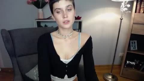 Sarah online show from December 14, 3:07 pm