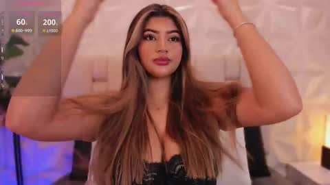     online show from March 8, 11:35 am