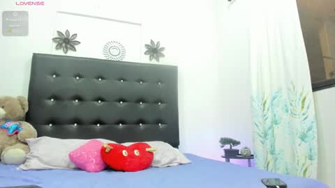 sarah_lowee online show from September 28, 8:14 pm