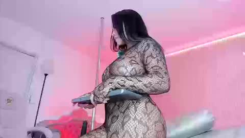 sarah online show from March 12, 4:04 am