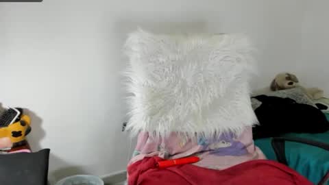 Sarah online show from January 7, 7:39 pm