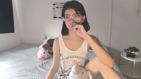 Snapshot of sarahsmitt chatting on September 26, 7:22 pm Sarah online show from September 26, 7:22 pm