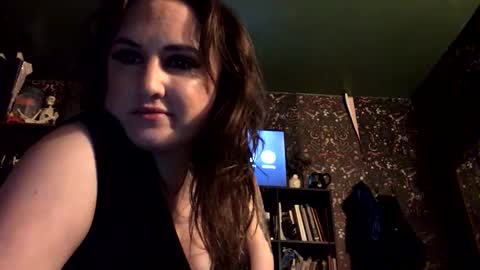 sarahsweetie17 online show from September 21, 5:28 am