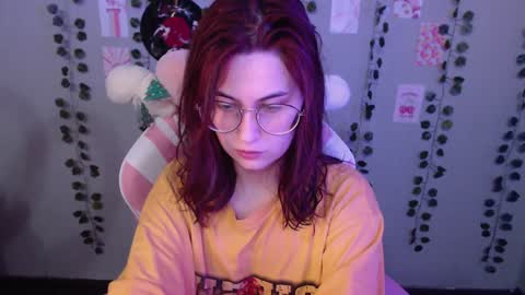 Sara online show from February 6, 2:37 pm