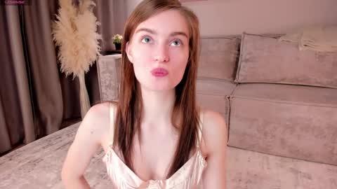 Rosie online show from March 8, 5:17 pm