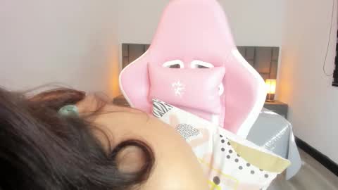 Sara online show from October 24, 2:02 pm