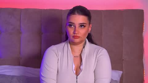 Monica online show from March 3, 6:31 am