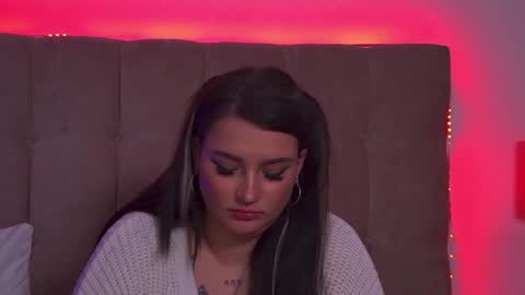 Monica online show from January 27, 4:43 pm