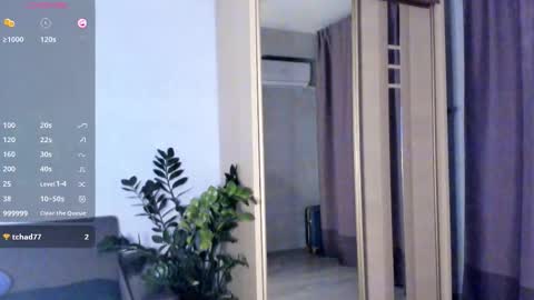 Sara online show from November 13, 9:25 pm