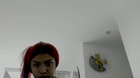 Snapshot of saray2312 chatting on October 20, 8:23 pm Saray online show from October 20, 8:23 pm