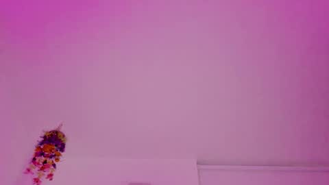 Snapshot of saray2312 chatting on October 1, 11:20 pm Saray online show from October 1, 11:20 pm
