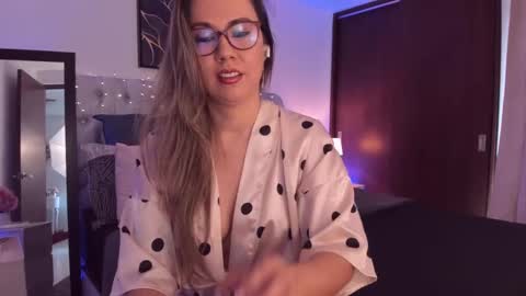 Snapshot of sarhamccormick chatting on September 26, 1:20 pm sarha online show from September 26, 1:20 pm