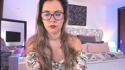 Snapshot of sarhamccormick chatting on January 13, 12:35 pm sarha online show from January 13, 12:35 pm