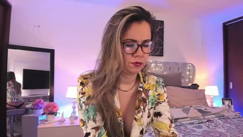 Snapshot of sarhamccormick chatting on January 16, 12:42 pm sarha online show from January 16, 12:42 pm