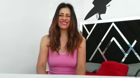 Sasha Mercedez online show from November 17, 11:00 am