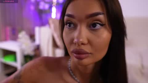 sashafererra online show from June 27, 6:47 pm
