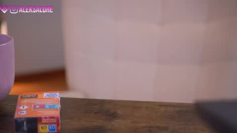 sashalore online show from April 24, 2:47 am