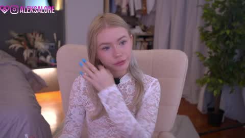 sashalore online show from April 4, 2:43 am