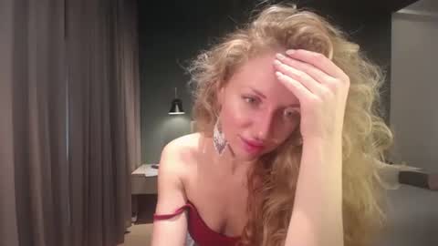 Sasha online show from November 8, 9:25 am