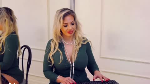 Sasha online show from December 23, 4:44 am