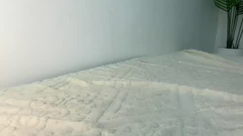 sashi_kaye online show from July 7, 7:23 am