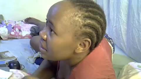 sassy_bella online show from November 10, 11:05 am