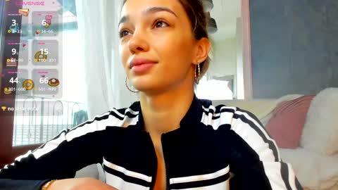 sassyt33n online show from February 10, 9:01 am