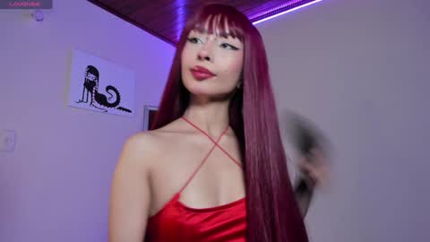 Snapshot of satanbabee_ chatting on December 28, 11:37 pm im expecting 300 thumbs up on my altar online show from December 28, 11:37 pm