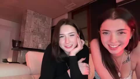 satans_snowbunny online show from November 15, 1:50 am