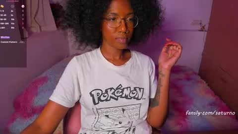 saturno_vibes online show from October 22, 9:03 am