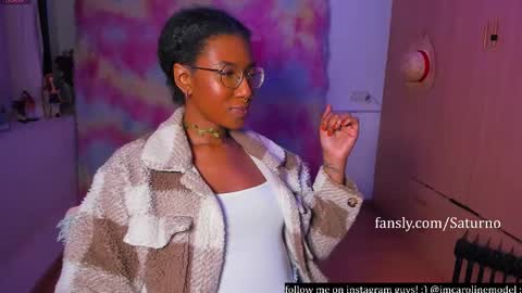 saturno_vibes online show from November 10, 9:26 am