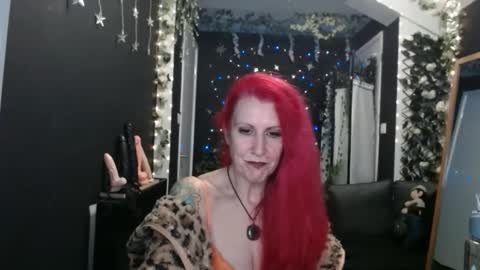 Snapshot of saucysky chatting on January 30, 10:08 pm SaucySky online show from January 30, 10:08 pm