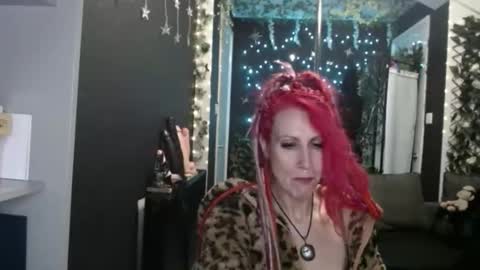 SaucySky online show from November 12, 3:15 am