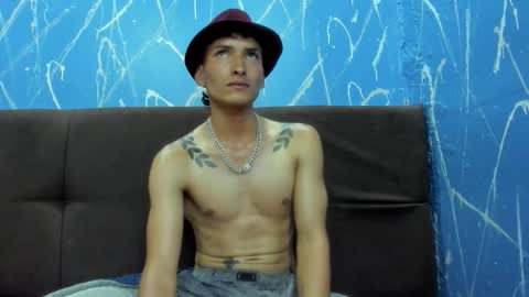 SavageLover  online show from October 23, 12:05 am