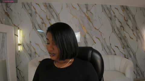 S a v a n n a h  online show from March 27, 9:04 pm