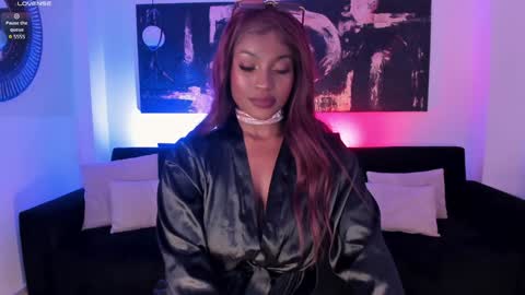 Snapshot of savannahstorm_ chatting on February 4, 10:55 pm S a v a n n a h online show from February 4, 10:55 pm