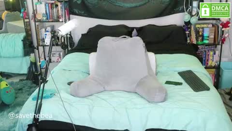 Bea online show from March 4, 7:09 pm