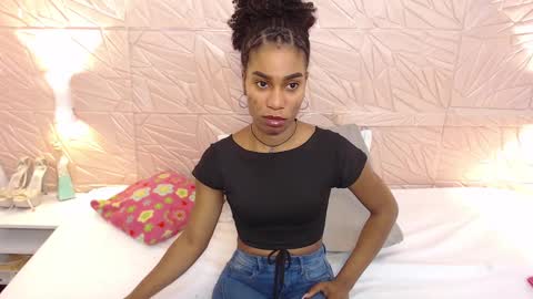 Snapshot of savory_pussy18 chatting on March 1, 1:18 pm savory_pussy18 online show from March 1, 1:18 pm